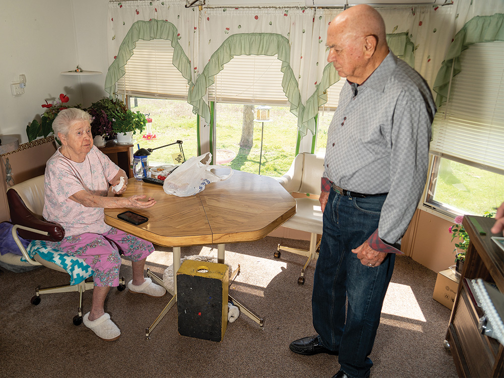 Elinor Currie receives food from Metroport Meals on Wheels in Roanoke.