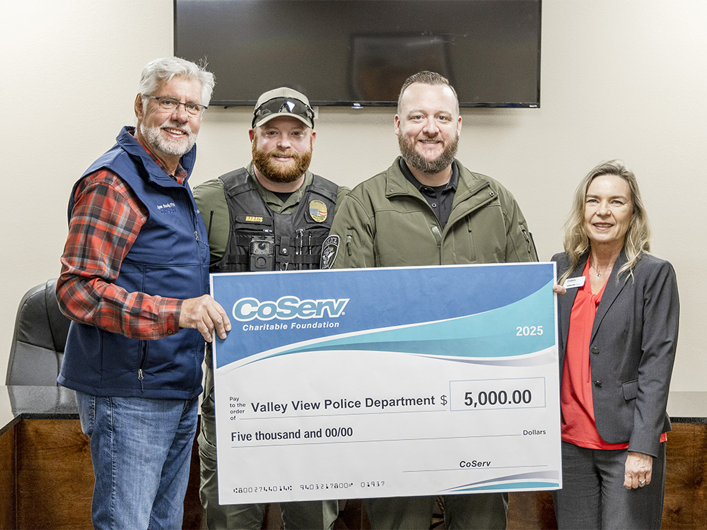 CCF Grant to Valley View Police Department for ,000 to purchase shields for their police officers (including School Resource Officers).
Lynn Stucky - CoServ Board of Directors
Jennifer Ebert - CCF
Justin Stamps - Valley View Police Sergeant
Dylan Harris - Valley View Police Sergeant